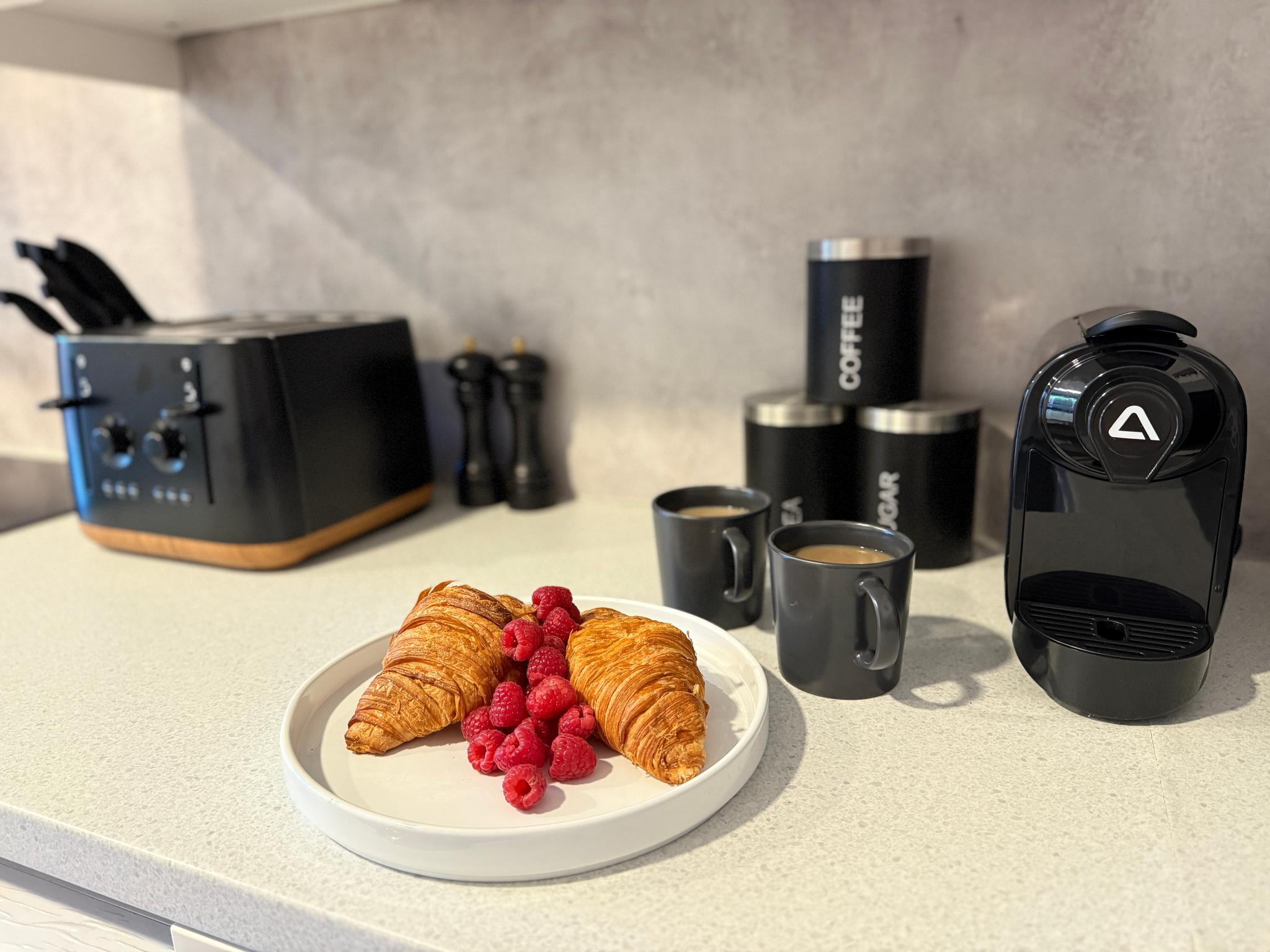 Comfortable 2 Bed Flat Free Private Parking3