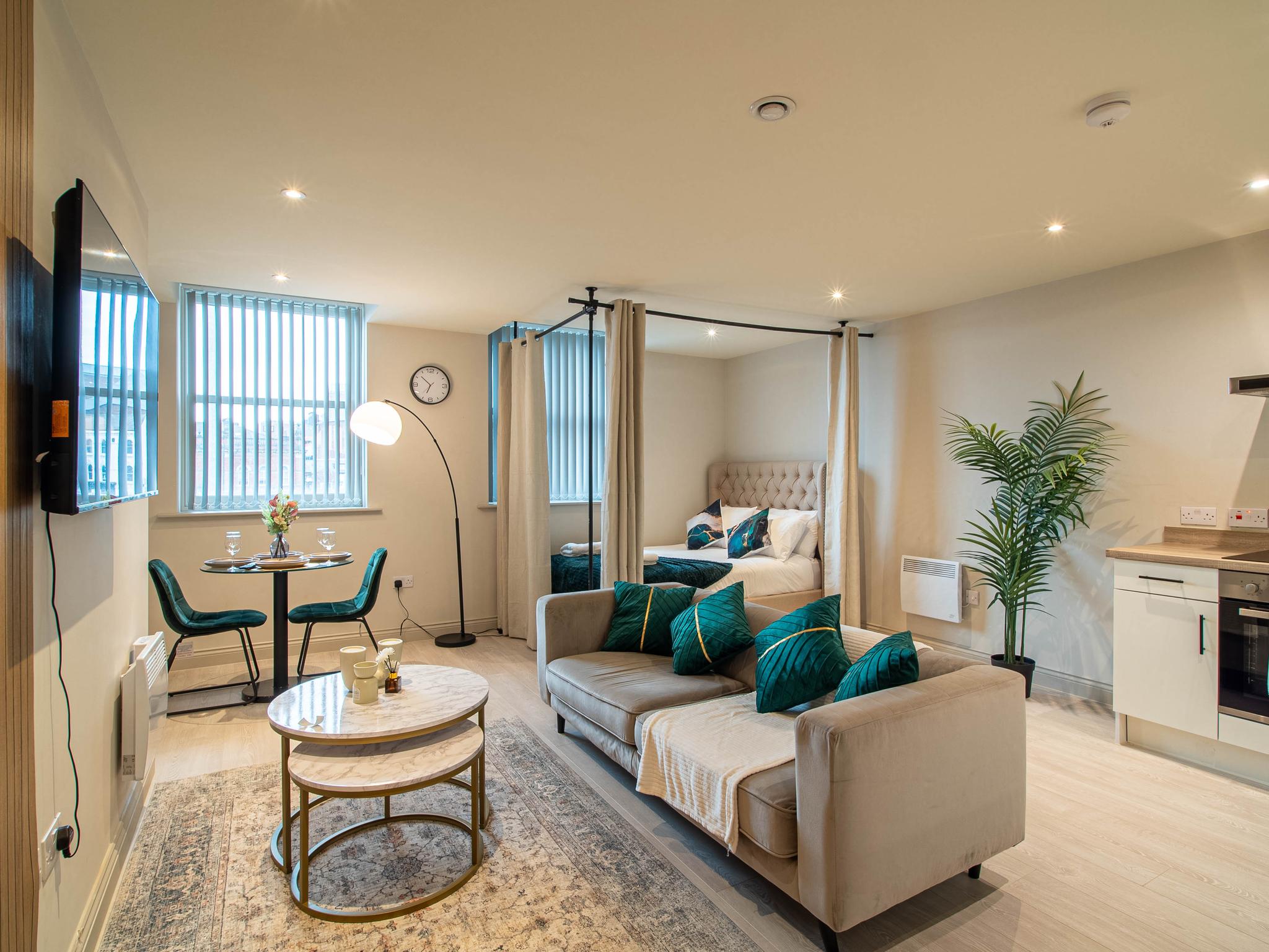 Central Leeds Apartment by Victoria Quarter2