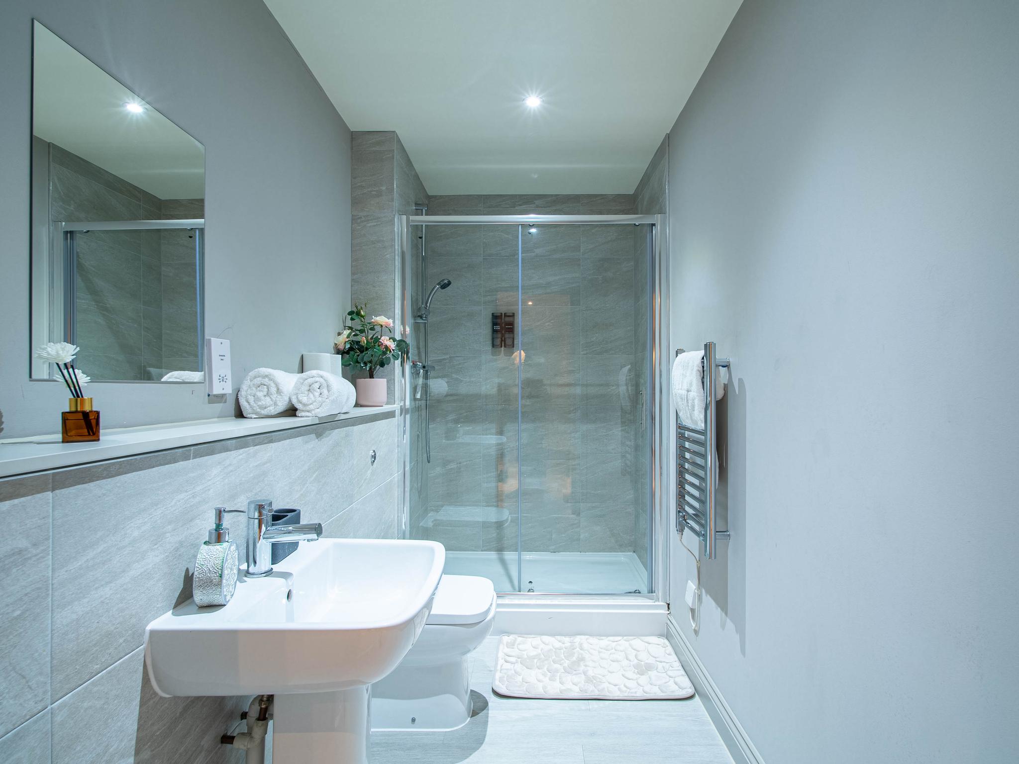 Central Leeds Apartment by Victoria Quarter5