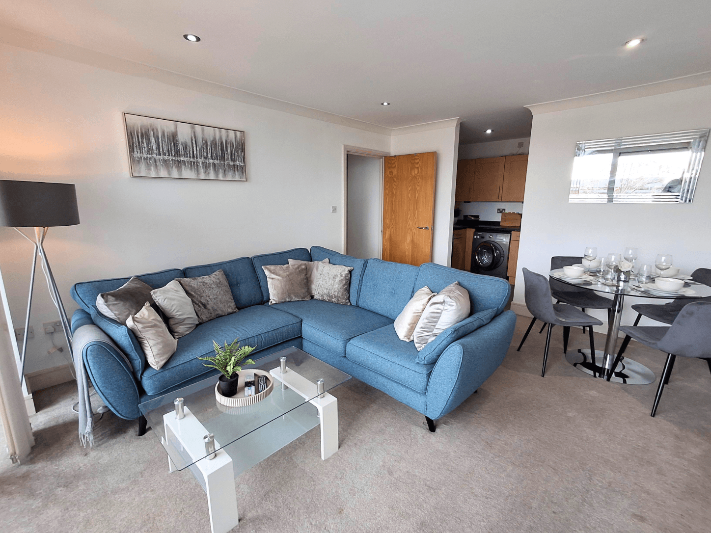 2BR Marina Apartment w/Parking | Anchor Street
